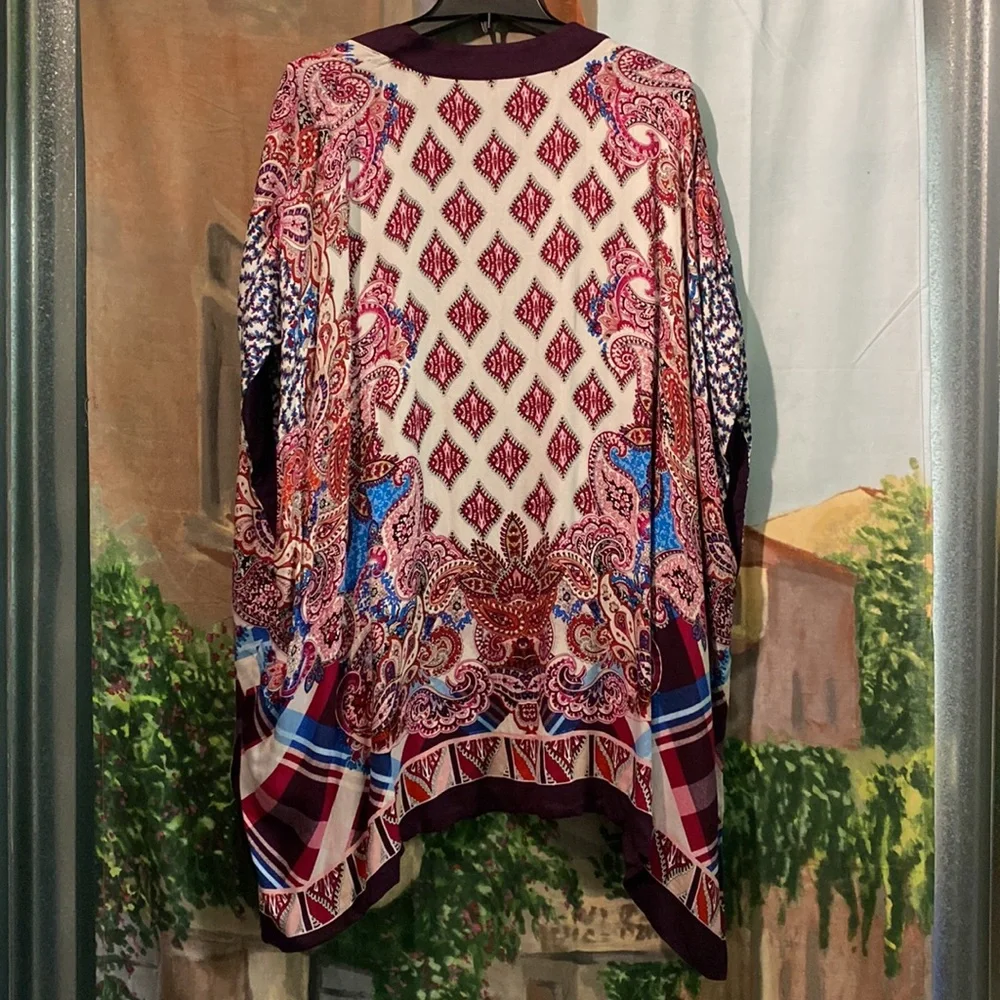 Chico’s patchwork multi print sleeveless cape - Picture 6 of 9